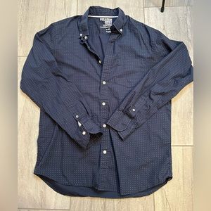Old Navy•Classic Shirt•Regular Fit•Button down size Medium